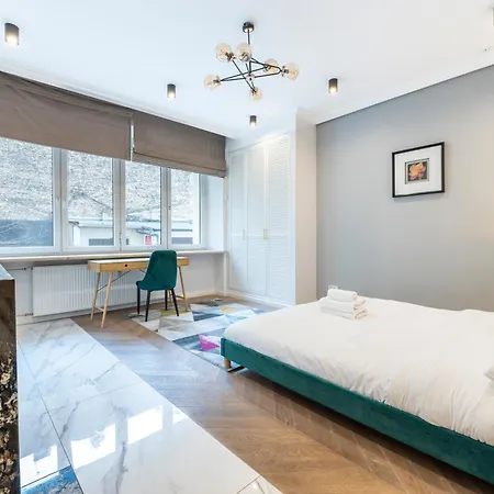 Artdeco Luxury By Bookinghost