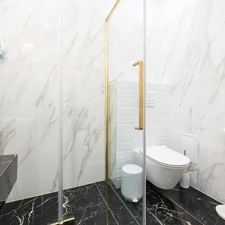 Daire Artdeco Luxury By Bookinghost Katoviçe