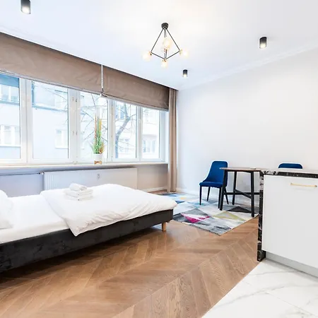 Artdeco Luxury By Bookinghost * Kattowitz