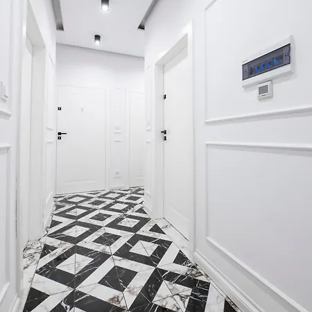 Artdeco Luxury Apartment