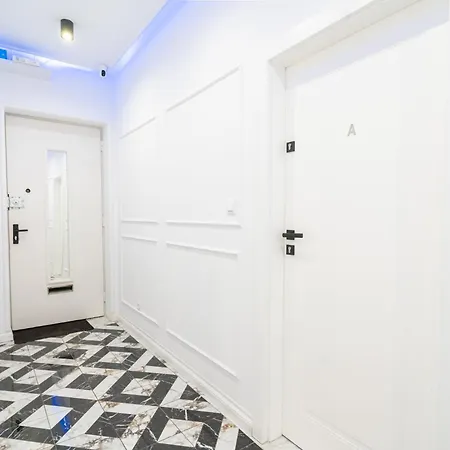 Artdeco Luxury By Bookinghost