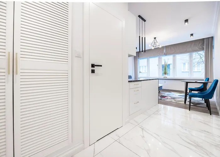 Artdeco Luxury By Bookinghost