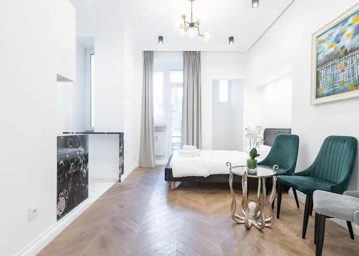 Artdeco Luxury By Bookinghost *