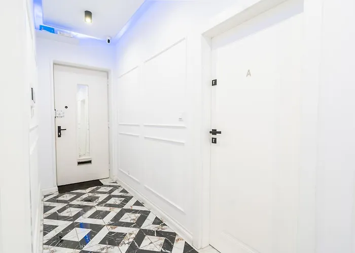 Artdeco Luxury By Bookinghost